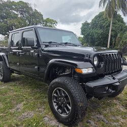 2022 Jeep Gladiator 