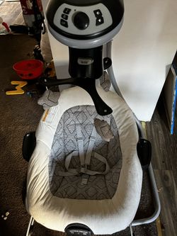Graco Baby Swing