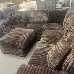 New 99x99 Brown Corduroy Sectional Couch / Free Delivery 
