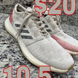 Super Comfty Adidas sz 10.5 mens Running Beige Boost Cloud Used