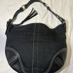 Coach Black Shoulder Bag 