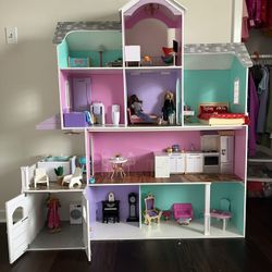 Deluxe Barbie Dollhouse