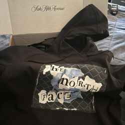 THE NORTH FACE/ black Hoodie 