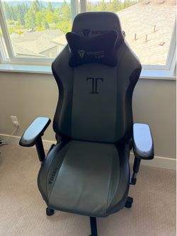 Dark Grey Leather Office/Gaming Chair