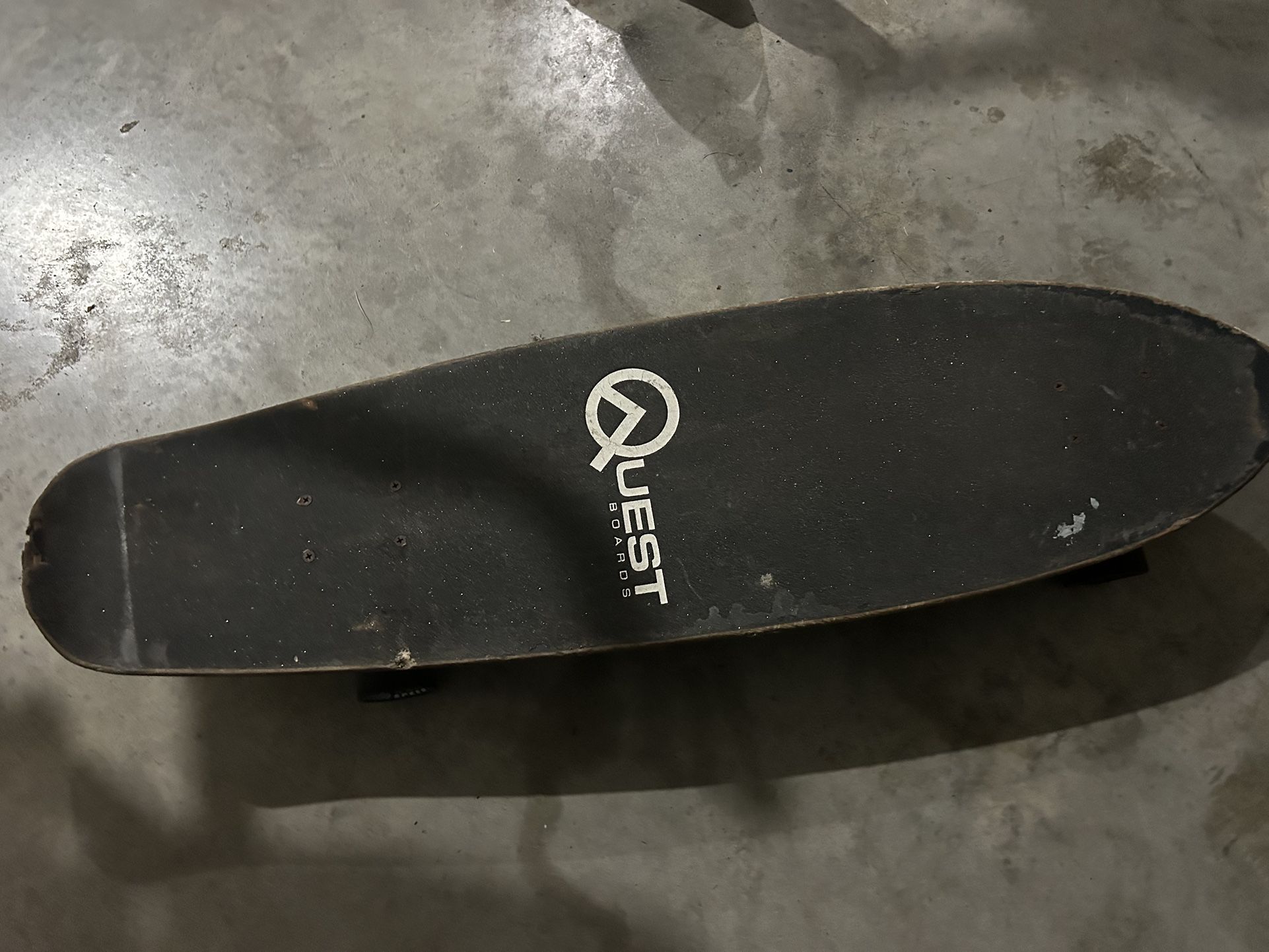 Quest Skateboard