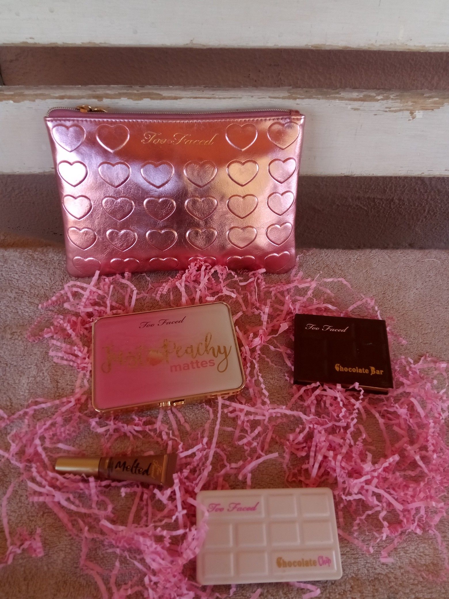 TOO FACED MAKE UP