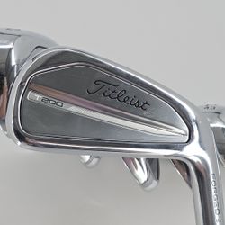 Titleist 2024 T200 Iron Set 5-PW Stiff
