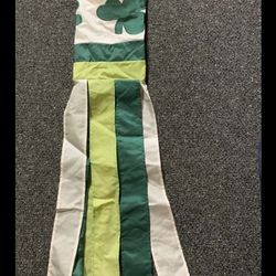 Vintage St Patricks Day shamrock 48” wind sock garden flag - has some light wear 