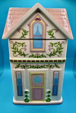 Lenox Village House Canister - Pink New 2025 Release. New!