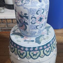 Chinese Famille Rose Enameled Porcelain Garden Stool Large Peaceful Pastels