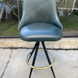Swivel  Bar chair