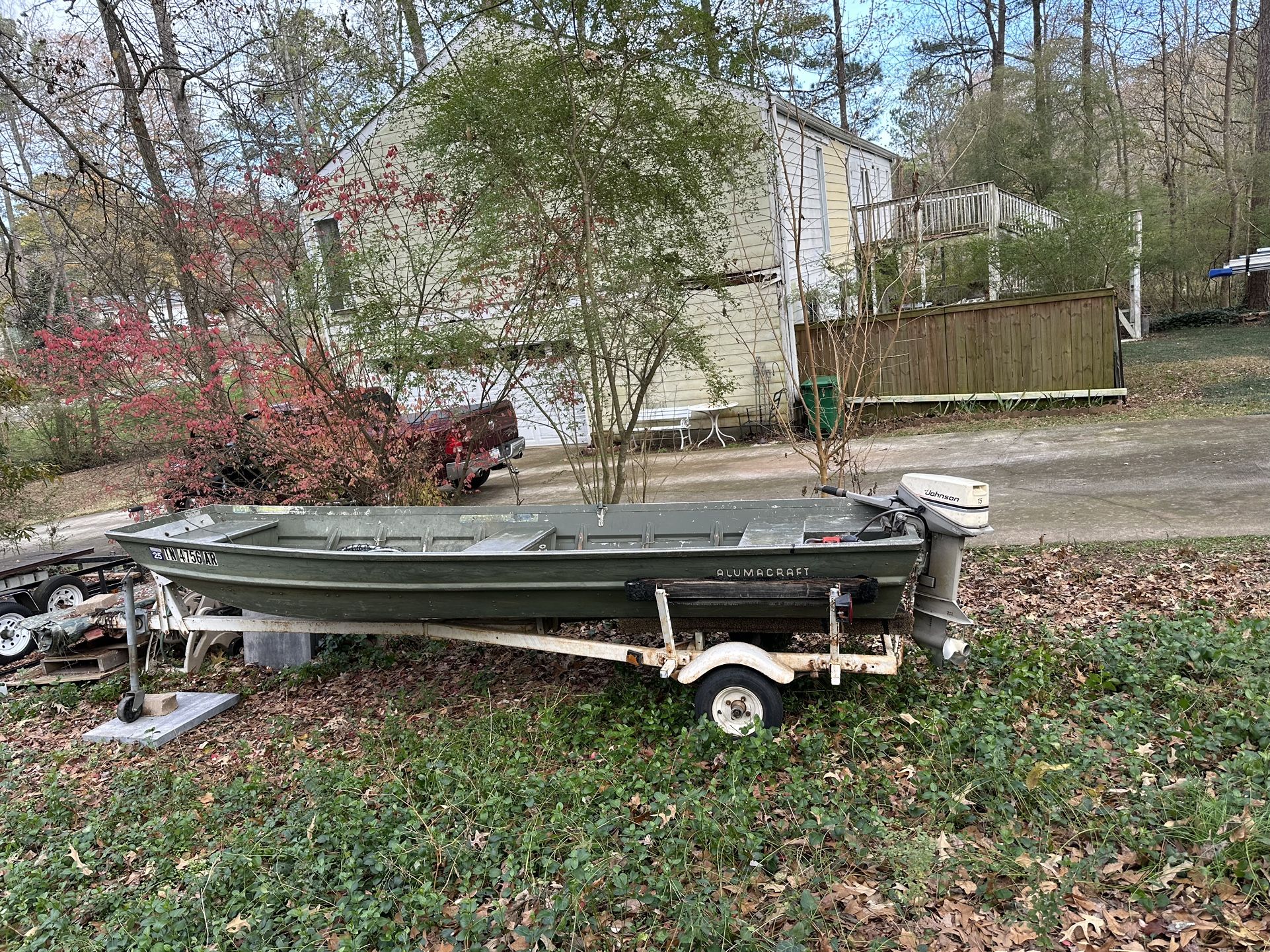 16 ‘ Jon Boat 15 HP Johnson Outboard