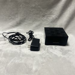 NETGEAR Nighthawk Mesh Wi-Fi 6 Router MR60 w/ power cord 2 M ethernet cable