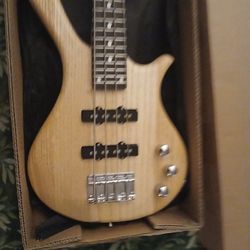 36inch Mahogany Wood Bass Guitar 