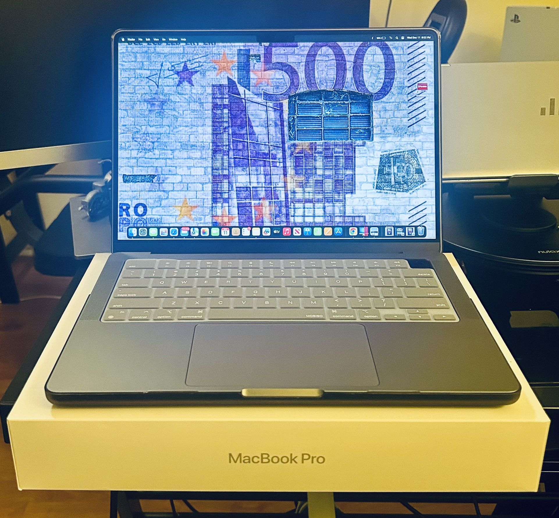 Apple 2023 MacBook Pro Laptop M2 Pro chip with 10‑core CPU