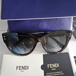 Fen di Sunglasses With Cert Of AUTHENTICITY 250$