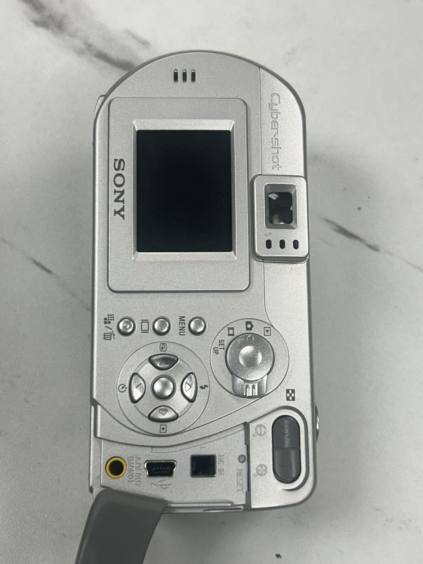 Sony Cyber-shot 3.2MP Digital Camera – 2x Optical Zoom
