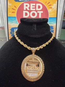 10k solid rope chain w pendant