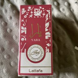 Yara Lafayette, perfume candy