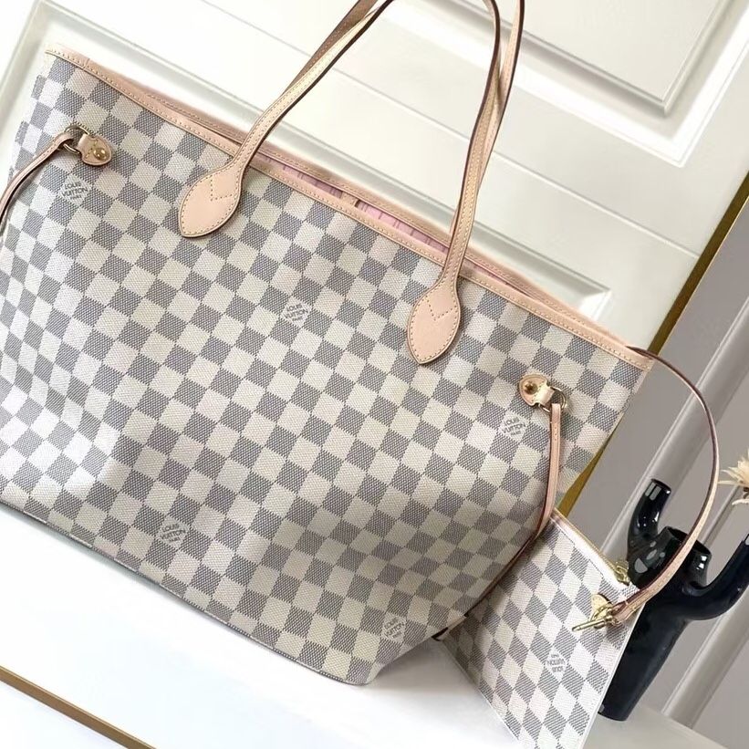 Louis Vuitton checkered tote bag
