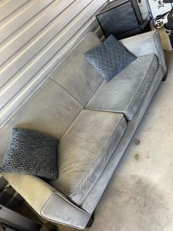 Clean couch, need it gone asap