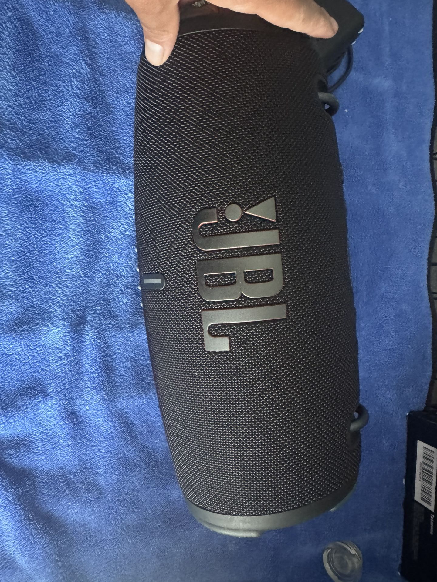 Jbl speaker