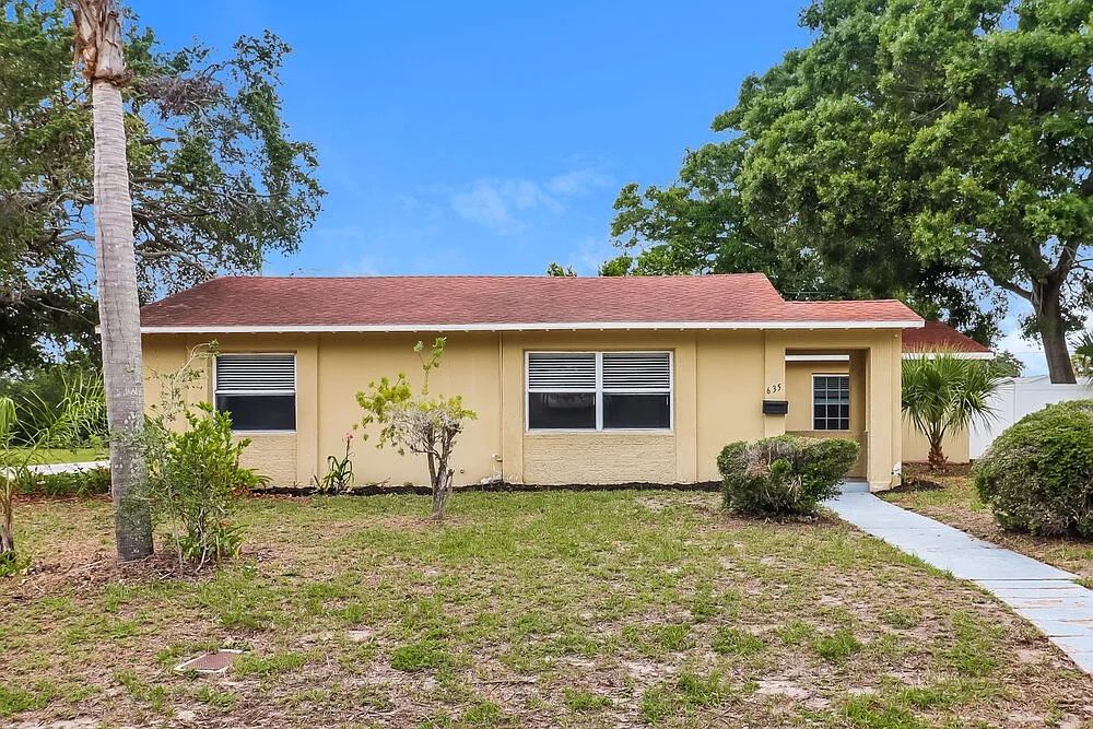 635 38th St S, Saint Petersburg, FL 33711