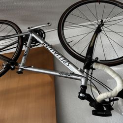 XS 47cm Specialized sequoia Road / Cross Bike