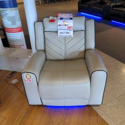 Optima Oyster Recliner 