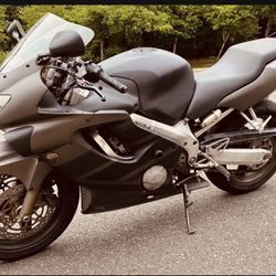 2000 CBR600f4