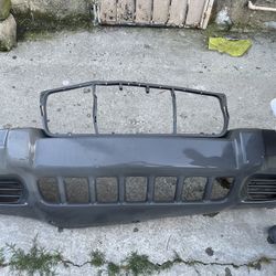 Jeep Cherokee Laredo 99 front bumper cover without for lights 