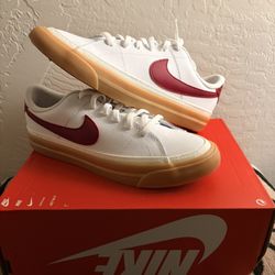 Nike Court Legacy