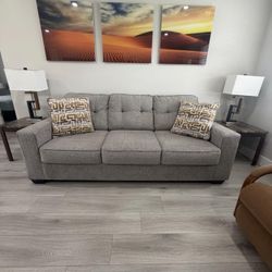 🛋️ Gray 3-Seater Sofa – Like New Condition!