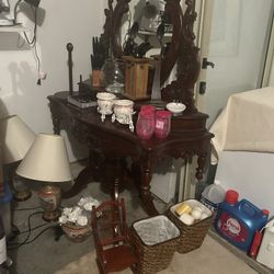 plant pots coffee maker mirror shelf picture frame lamps ask for price 