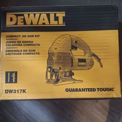 DeWalt Compact Jigsaw Kit