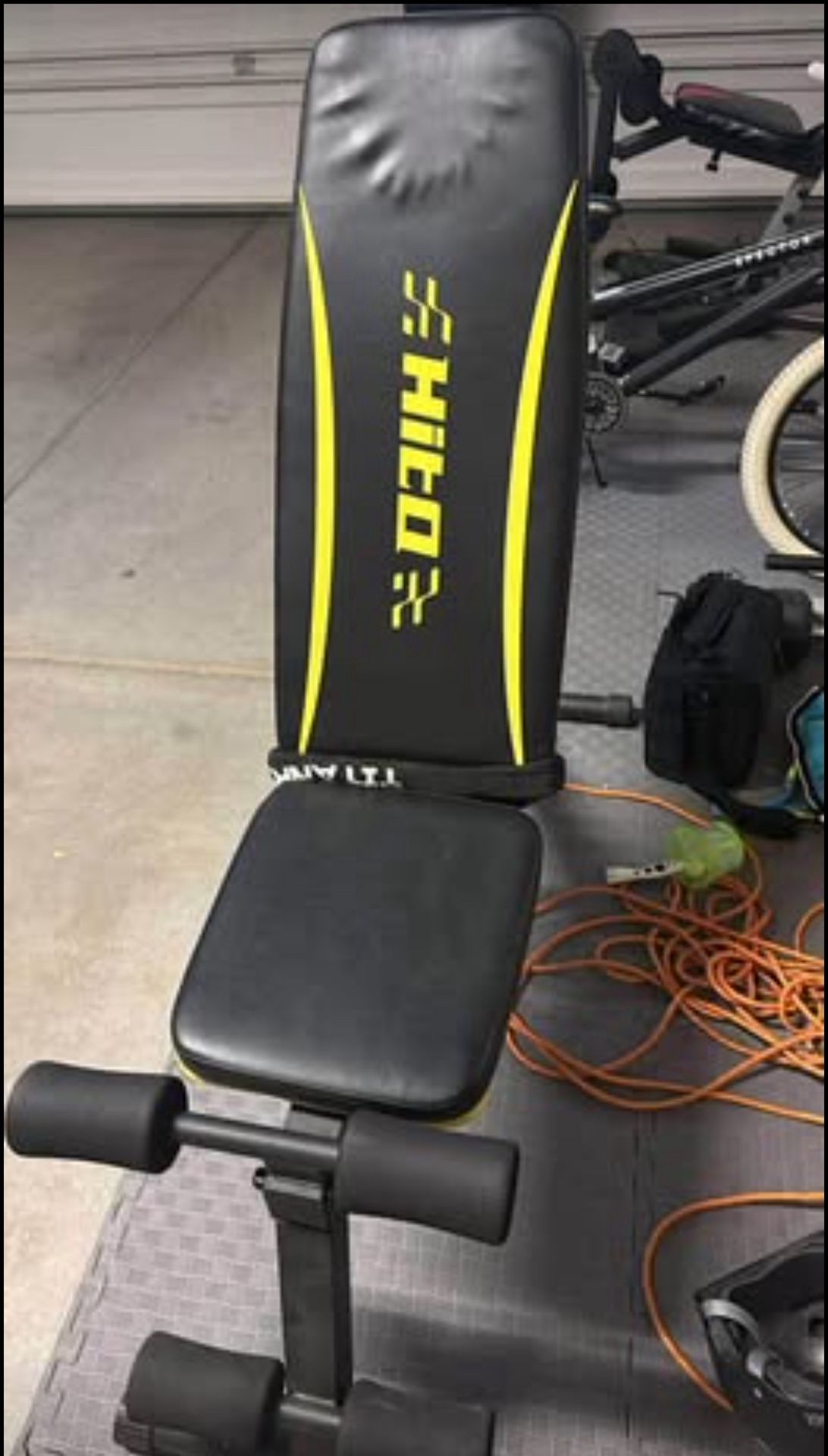 Hiton Adjustable Weight Bench