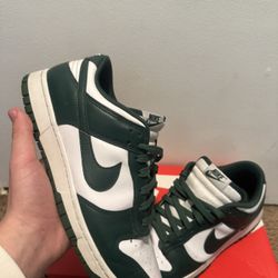 Nike Dunk Low ‘Michigan State’