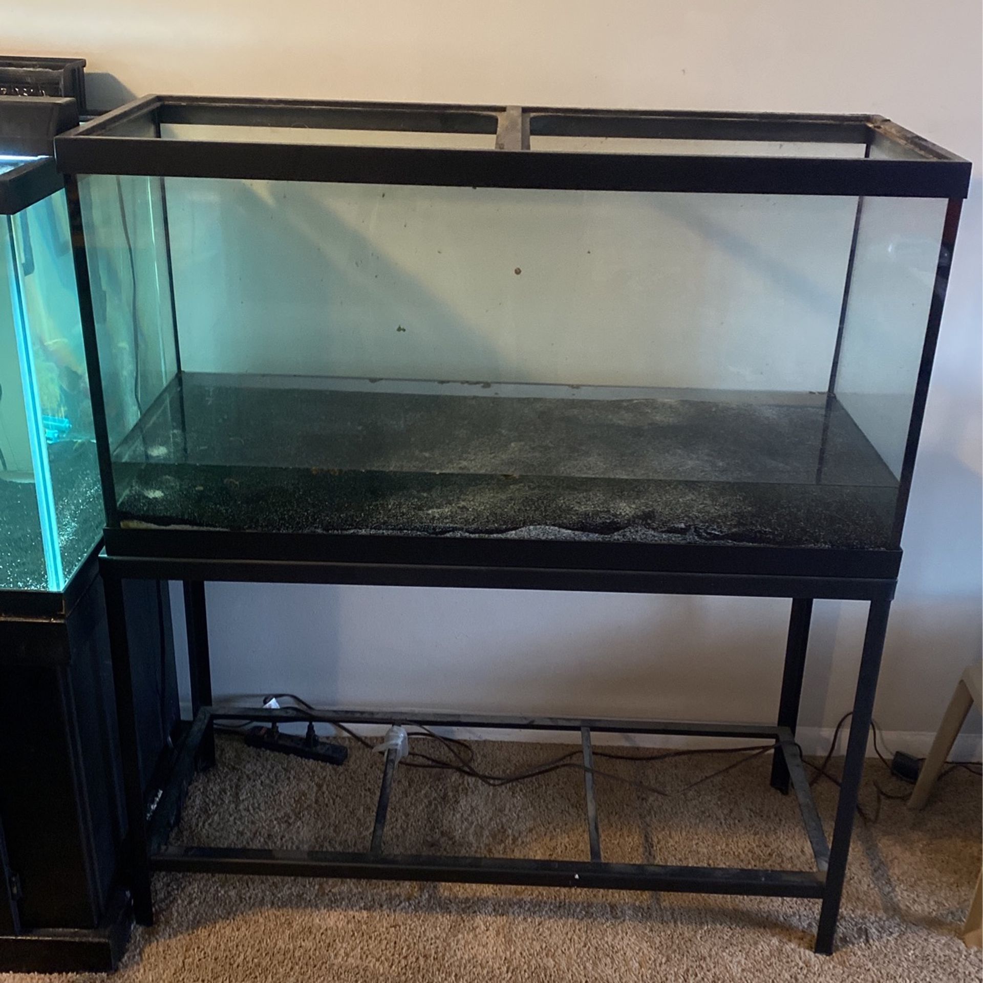 90 gallon fish tank with stand