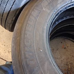 Set Of 6 Used 275/80R22.5