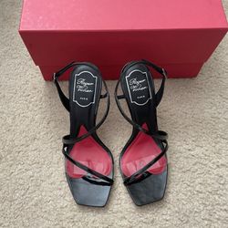 ROGER VIVIER - I Love Vivier Sandals