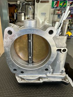 throttle body assembly 2001-2007 toyota