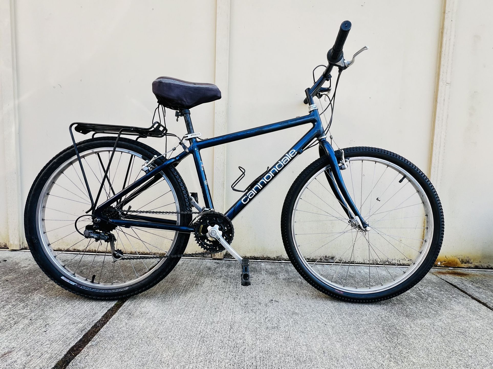 Cannondale M200 26" 24-Speed Hybrid Mountain Bike - 16 Aluminum Frame NEW Grips - Shimano Equipped - Ready To Ride