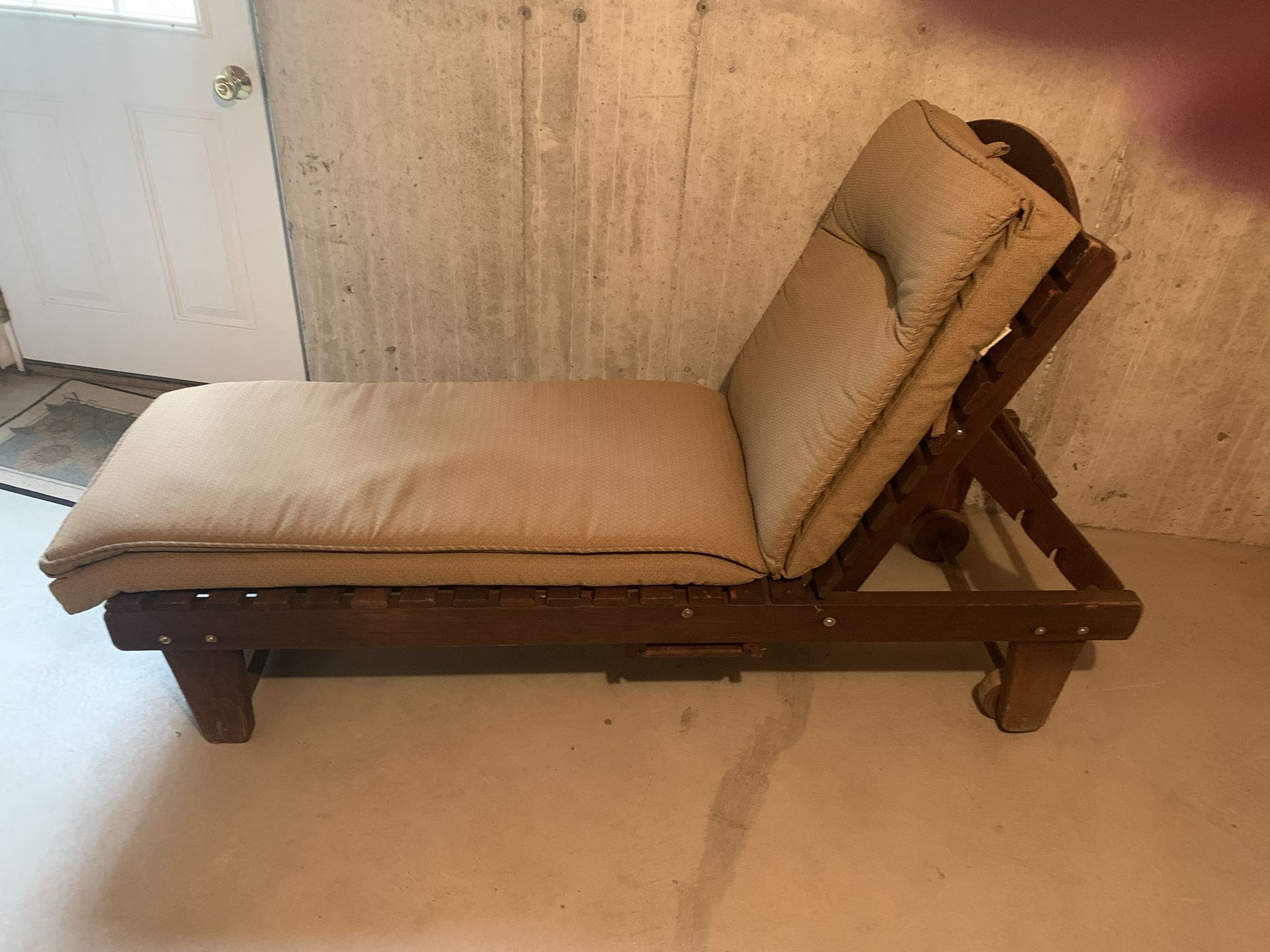 Lounge Chair