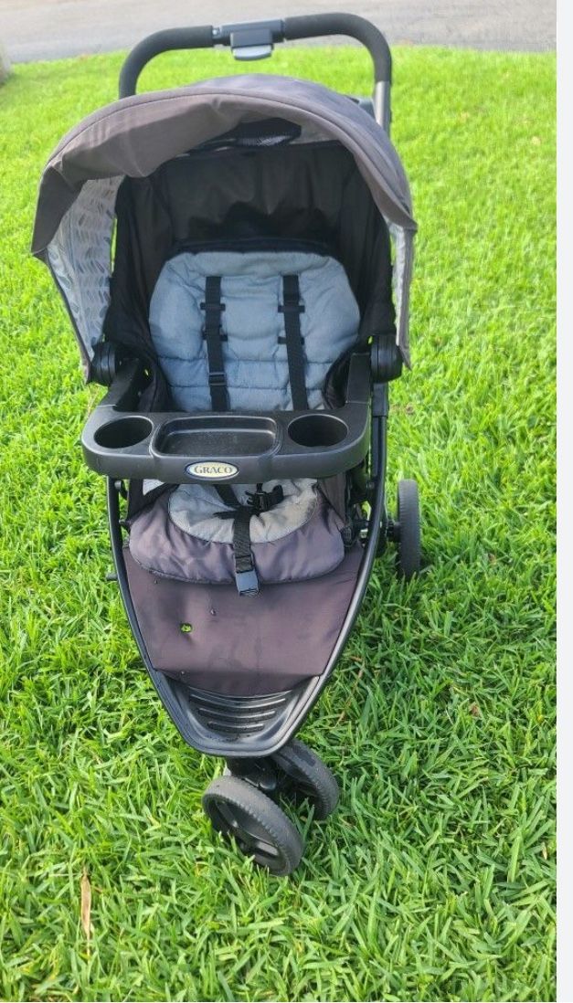 Graco Foldable Baby Stroller / Jogger 