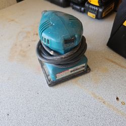Makita Finishing Sander