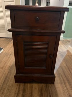 1 Nightstand, Solid / Sturdy, 15.5” W, 14.75” D, 26.5” H