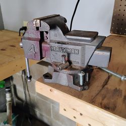 Craftsman Bench Vice