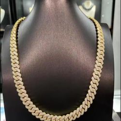 Iced Out Miami Cuban Chain 