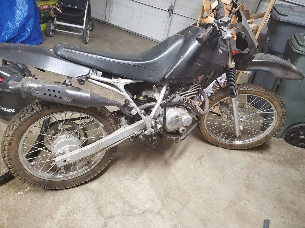 2005 flywing 150cc dirt bike