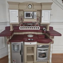 Kids Play Kitchen